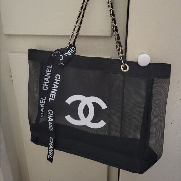 Black Chanel tote+chanel ribbon included!!! - Picture 1 of 6